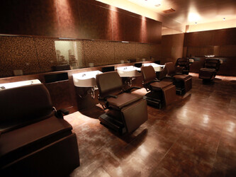 B's Amor 豊田店 | 豊田のヘアサロン