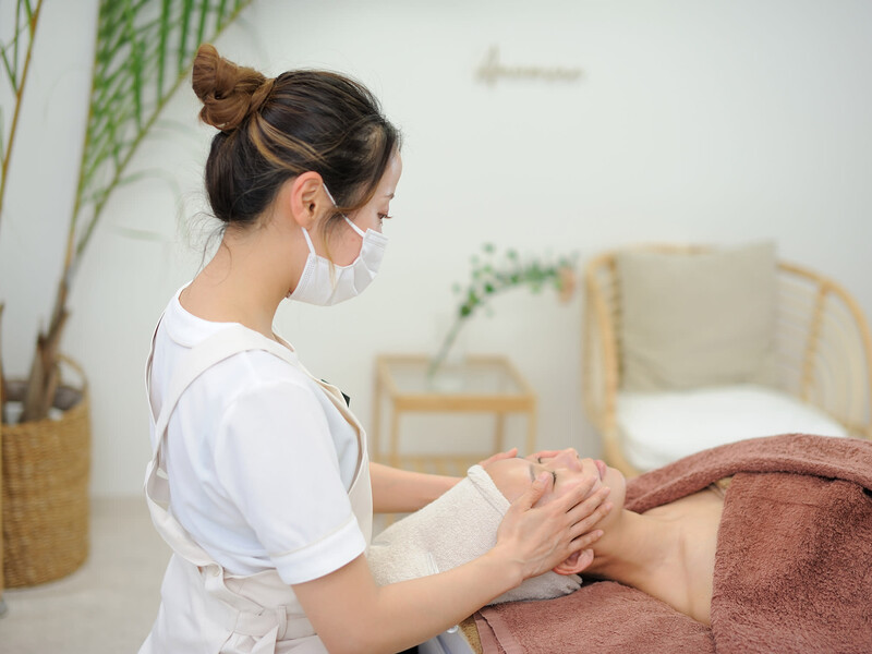 肌質改善・小顔ケア専門サロンAmicarina | 尼崎のエステサロン