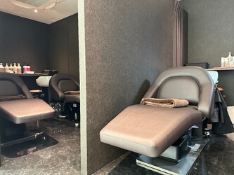 【全席個室】afrodite hair&treatment 心斎橋店 | 心斎橋のヘアサロン