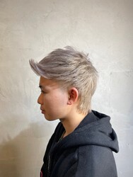 MENA  by safaria | 池袋のヘアサロン