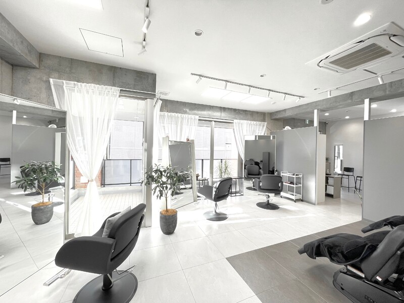 Auni【アユニ】 | 町田のヘアサロン