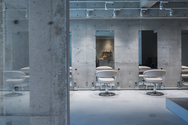 IDEN AND TITY 【アイデン アンド ティティ】 | 大曽根/黒川のヘアサロン