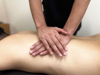 ボディケア・コンディショニングルーム ハンドギバー | 高石のリラクゼーション