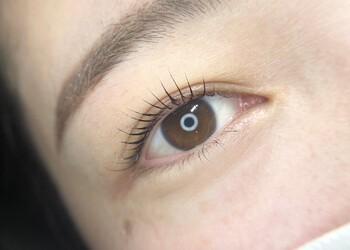 LEDエクステ専門店 Fedis | 京橋のアイラッシュ