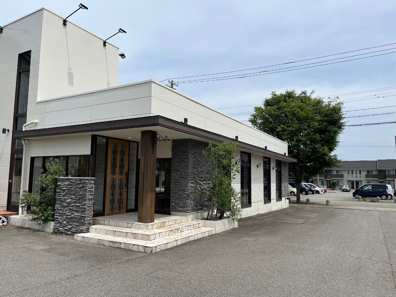 emu care&spa【エミュ ケア アンド スパ】 | 金沢のヘアサロン