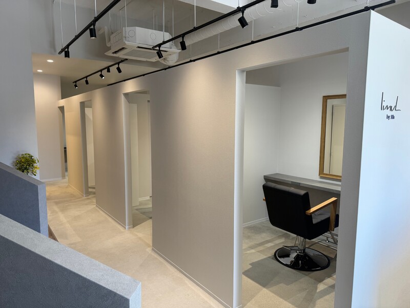 limuL by Яh【リムル バイ アールエイチ】 | 愛西のヘアサロン