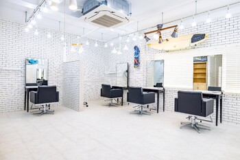 メンズパーマ×メンズブリーチ メンズヘアサロン YUIMARL SLOW 倉敷店 | 倉敷のヘアサロン