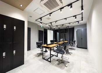 Smith 秋葉原【スミス アキハバラ】 | 御茶ノ水のヘアサロン