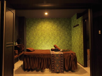 アロマリンパマッサージ&ドライヘッドスパ PLATINUM AROMA 三宮店【プラチナムアロマ】 | 三宮のリラクゼーション