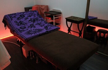 あとりえ月の庭 | 摂津のヘアサロン