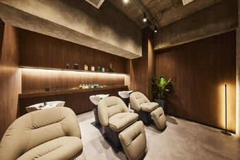 全席個室【髪質改善×ヘアケア特化型サロン】newi京都四条烏丸 | 四条烏丸/五条/西院のヘアサロン