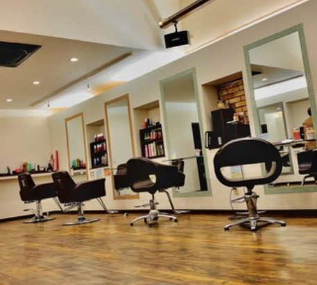 Steady. | 豊川のヘアサロン