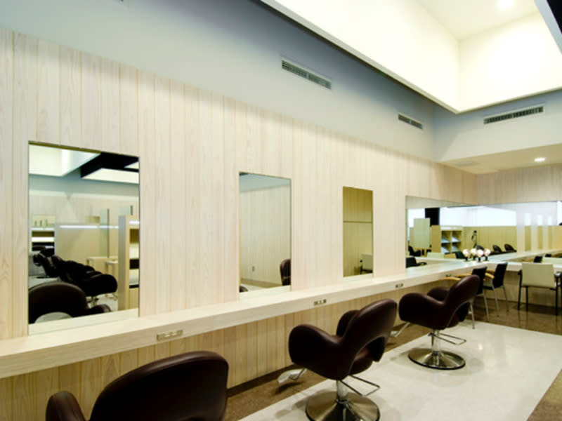 ルクゥル 佐久店 | 佐久のヘアサロン