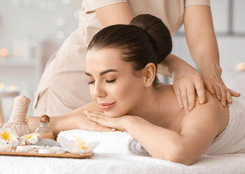 サワディー タイ古式マッサージ | 本八幡のリラクゼーション