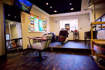 QVIZm | 府中のヘアサロン