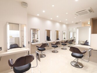 sie by KENJE | 湘南台のヘアサロン