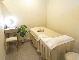 L'amour （小顔/痩身ハイパーナイフ/脱毛） | 上野のリラクゼーション