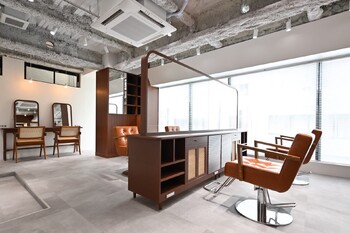 opus by ambleluxe | 池袋のヘアサロン