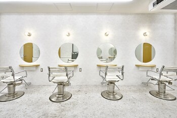 ralme/sol ブリーチ/レイヤー/髪質改善【ラルム】 | 立川のヘアサロン