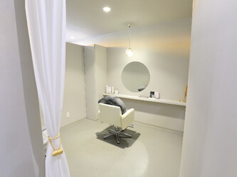 RELACE四日市 縮毛矯正/髪質改善/レイヤー/メンズカット | 四日市のヘアサロン