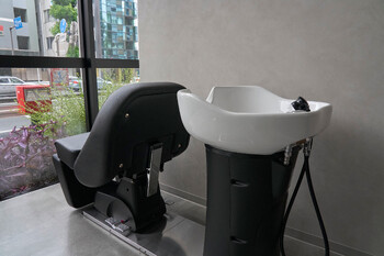 Lsurii 横浜店【ルスリー ヨコハマテン】 | 横浜のヘアサロン