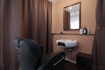 ladies shaving | 銀座のエステサロン