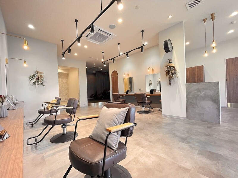 hair design iro＋南田宮店【イロ プラス】ブリーチなしダブルカラー/髪質改善カラー | 徳島のヘアサロン