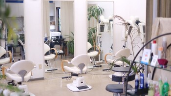 アーバン・タズゥ | 盛岡のヘアサロン