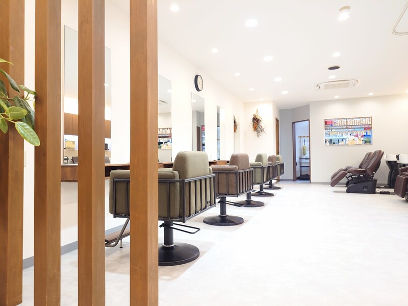 three 【スリー】（旧：Marry's 西院） | 御池/御所/二条城のヘアサロン