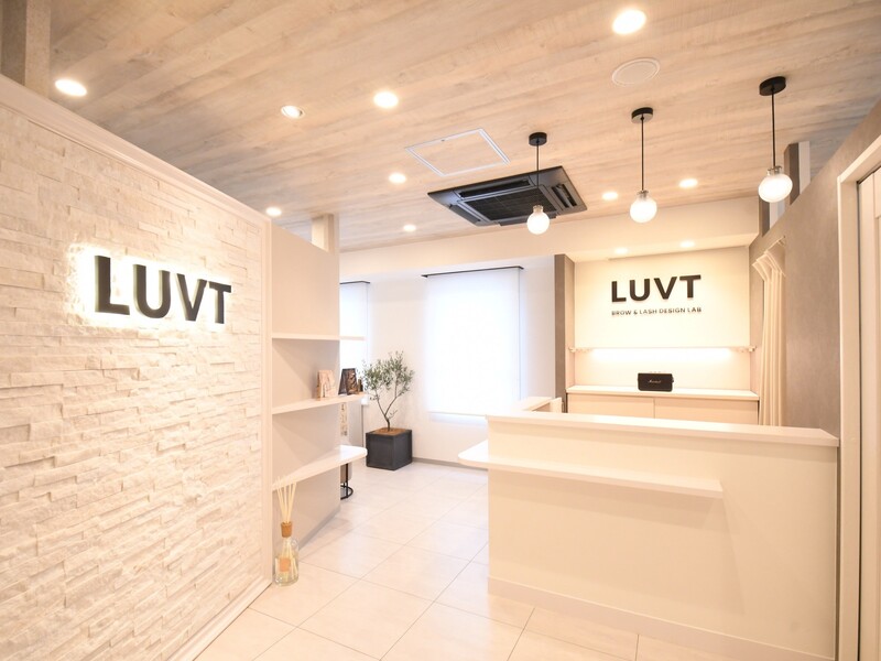 アイブロウ＆まつげパーマ専門店【LUVT 北浜】マツエク/LED/眉毛 | 本町のアイラッシュ