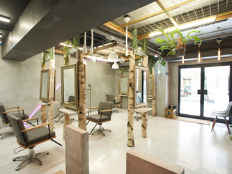 clomus 梅田茶屋町店 | 梅田のヘアサロン