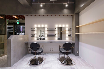 MAKE ON HAIR STUDIO | 新宿のヘアサロン
