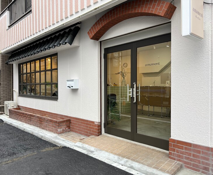 a moment | 浅草のヘアサロン