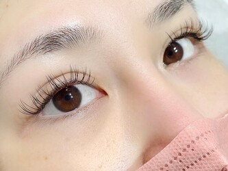 Beauty Salon Belle Fleuve 【ネイル/アイラッシュ/アイブロウ】 | 銀座のアイラッシュ