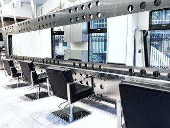 CHARLES DESSIN 北堀江店 | 心斎橋のヘアサロン