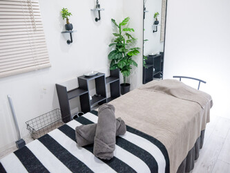 眉毛デザイン・メンズ脱毛・フェイシャル  Smooth LABO | 関内のエステサロン