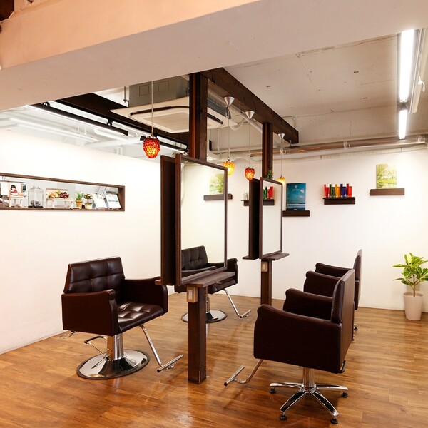 Soyo Hair museum | 十三のヘアサロン