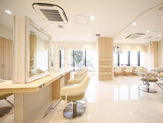 Ash 草加店 | 草加のヘアサロン