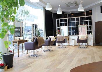 GLEAMS | 新潟のヘアサロン