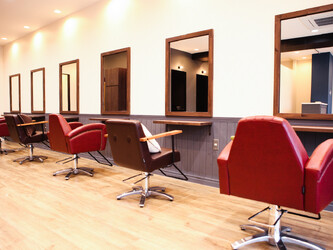 Lilou by Frames 東川口店 | 川口のヘアサロン