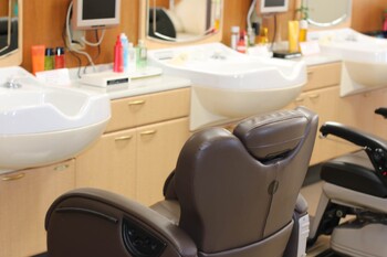 AND ONE | 袋井のヘアサロン