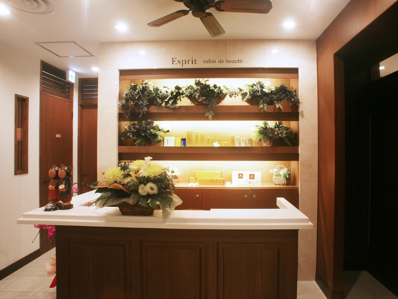 男性向け痩身＆肌改善専門エステサロン メンズエスプリ 新宿店 | 新宿のエステサロン