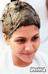 アイラッシュ＆ヘナ pres de st.cure | 奈良のヘアサロン