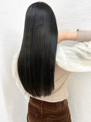 髪質改善サロンcharites【トリートメント&ヘッドスパ】 | 代々木のヘアサロン