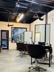 SOAR HAIR WORKS | 新松戸のヘアサロン