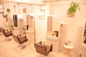 Lilly hair design | 勝田台のヘアサロン