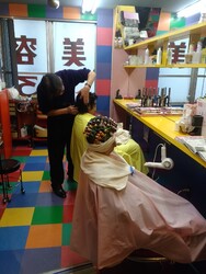 髪切部屋 | 鶴見のヘアサロン