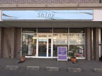 Hair ＆ Esthetic salon Shiny | 薬院/渡辺通/桜坂のヘアサロン