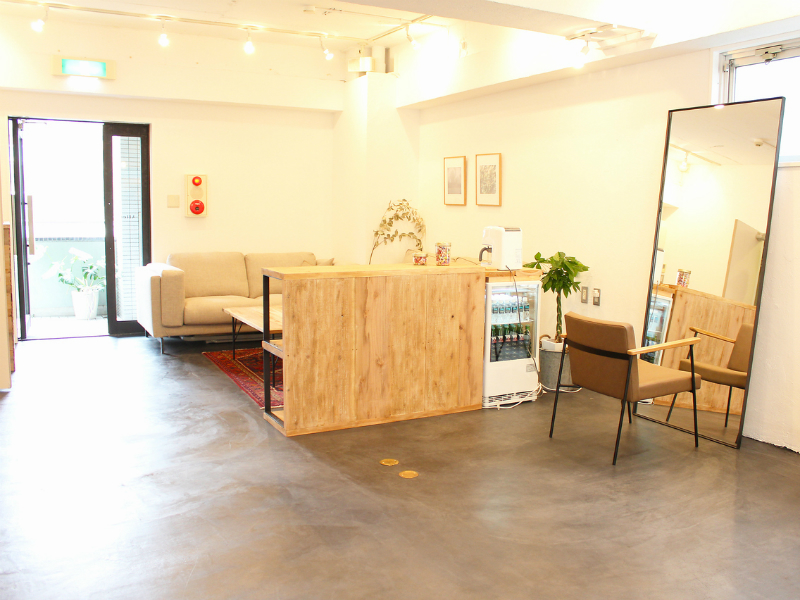 Allen | 原宿のヘアサロン