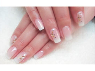 Nail and Eyelash BLUE BEE | 豊岡のネイルサロン